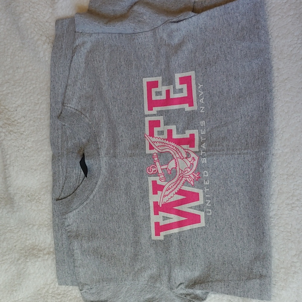 U.S. Navy wife tee